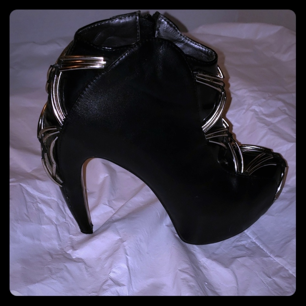 Bettie Page booties